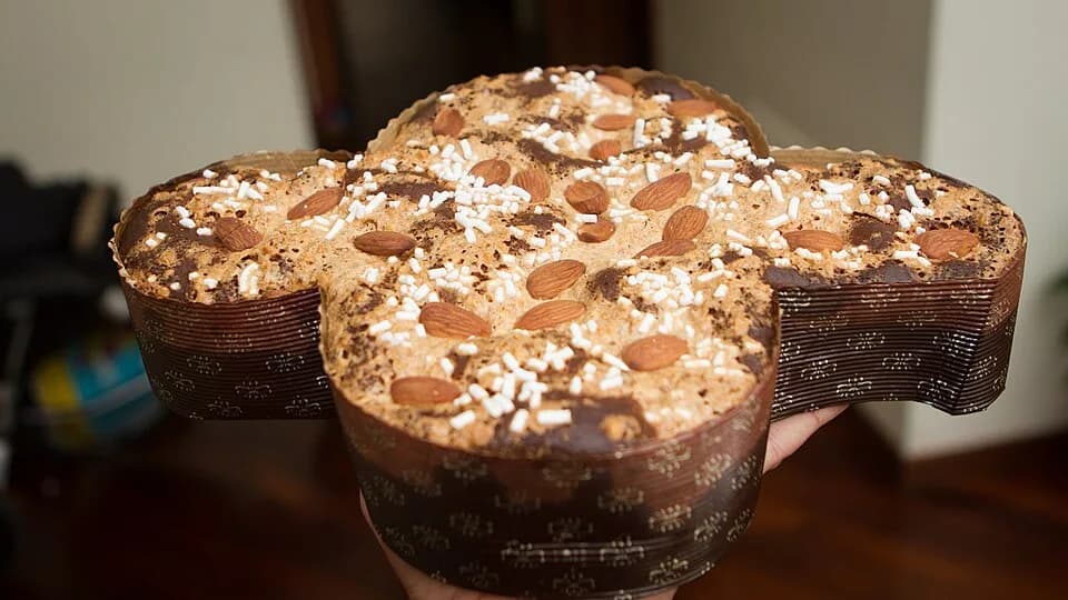 #5 Colomba di Pasqua — Italy — Top 10 Easter Foods From Around the World in 2026