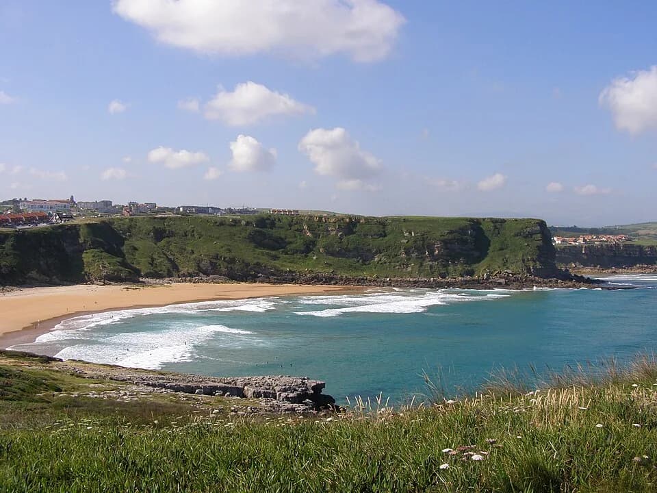 #8 Los Locos, Suances — Top 10 Surf Spots in Spain