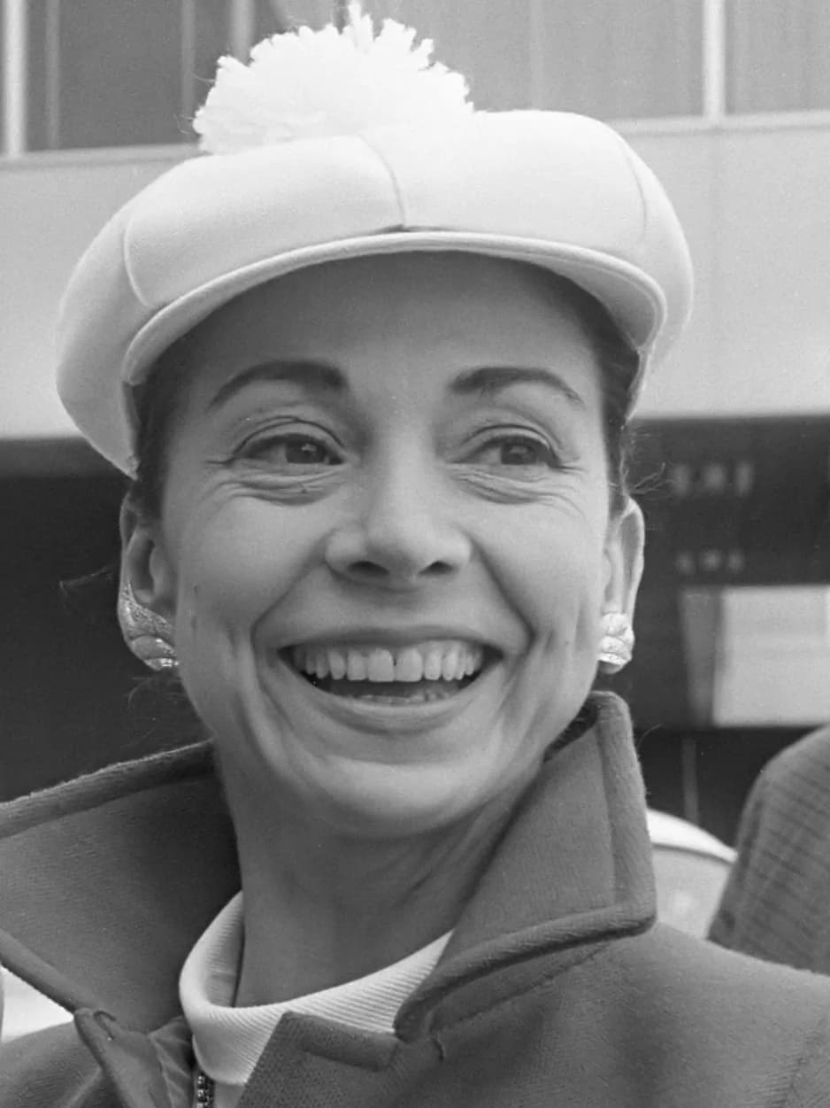 #4 Margot Fonteyn — Top 10 Greatest Ballet Dancers of All Time