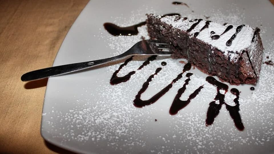#6 Torta Caprese — Top 10 Italian Desserts in 2026