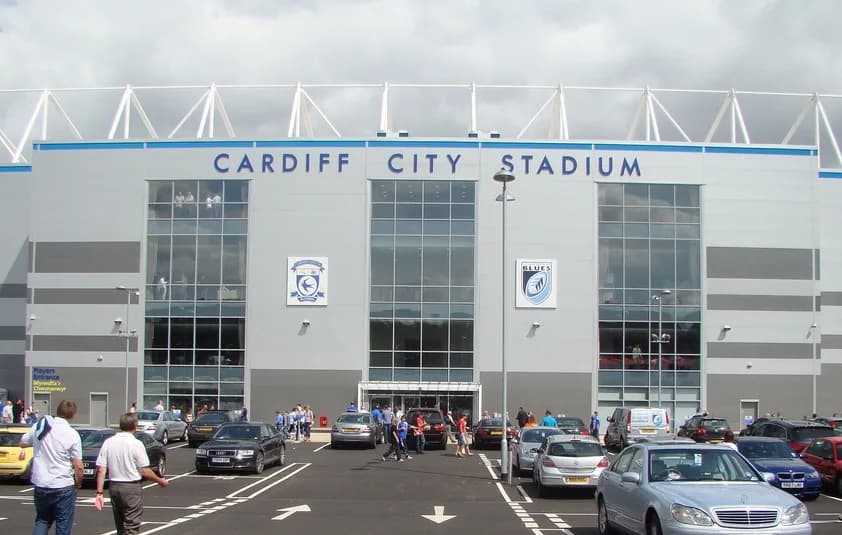 #5 Cardiff City — Blue to Red (2012) — Top 10 Worst Sports Team Rebrands