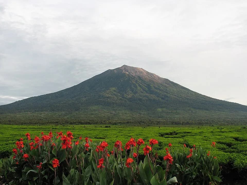 #10 Mount Kerinci — Top 10 Indonesian Volcanoes in 2026
