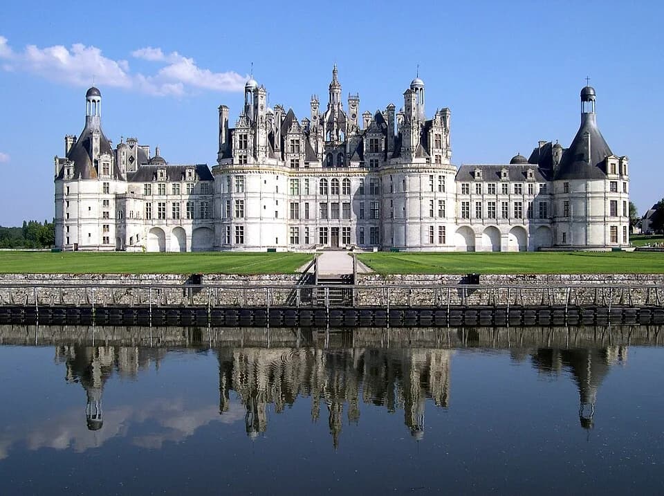 #1 Chateau de Chambord — Top 10 Chateaux in the Loire Valley 2026