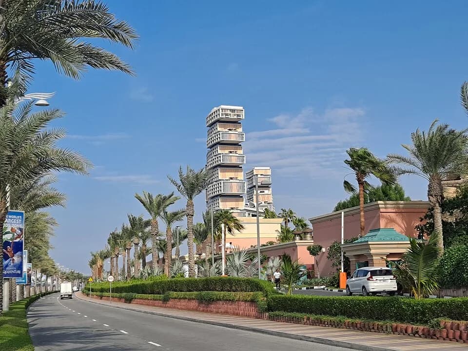 #2 Atlantis The Royal, Dubai — Top 10 Middle Eastern Luxury Hotels