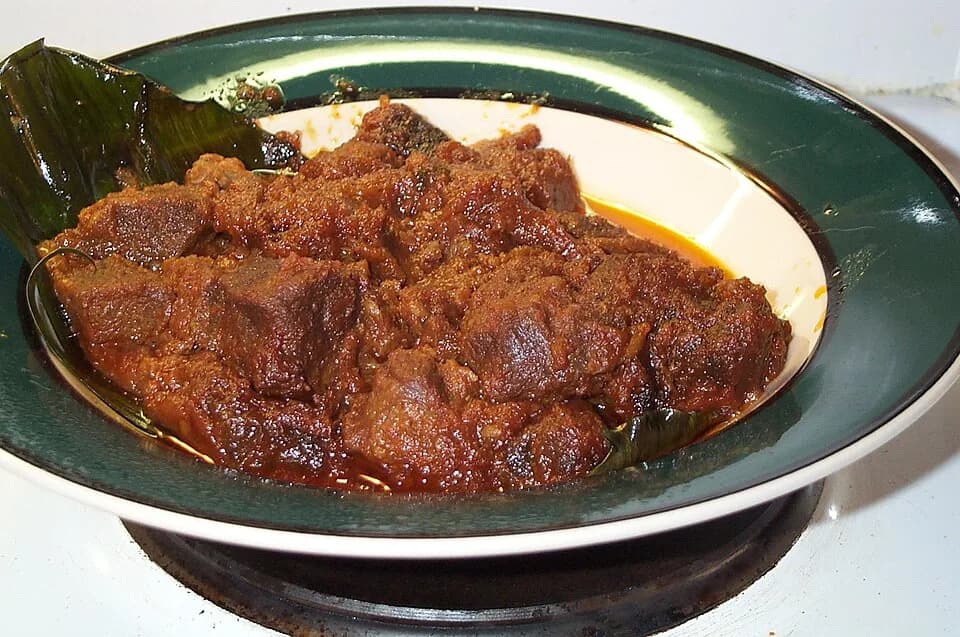 #2 Rendang — Top 10 Indonesian Foods in 2026