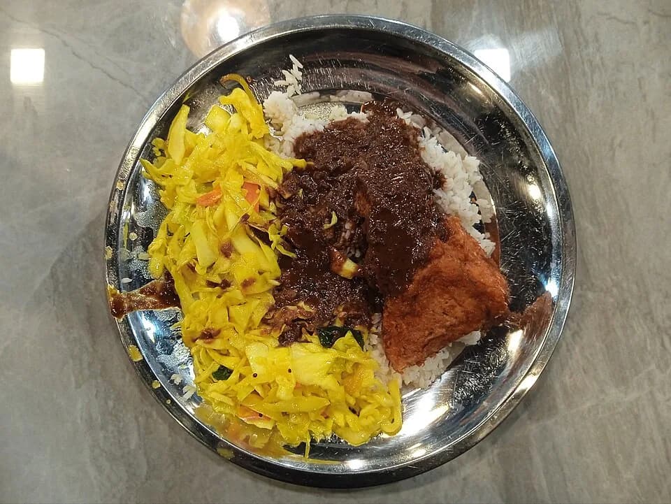 #7 Nasi Kandar — Top 10 Malaysian Foods to Try in 2026