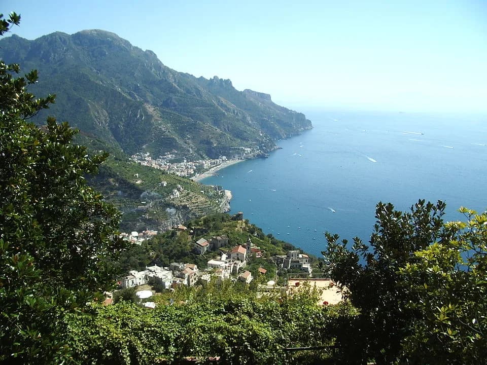 #6 Amalfi Coast, Italy — Top 10 Best Island Destinations in the World