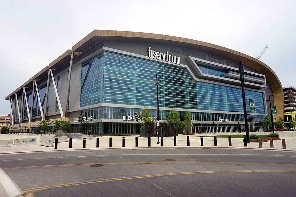 #8 Fiserv Forum — Milwaukee (Milwaukee Bucks) — Top 10 Best NBA Arenas to Watch a Game