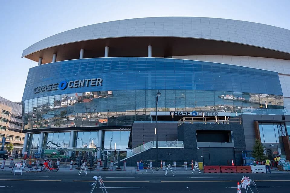 #1 Chase Center — San Francisco (Golden State Warriors) — Top 10 Best NBA Arenas to Watch a Game