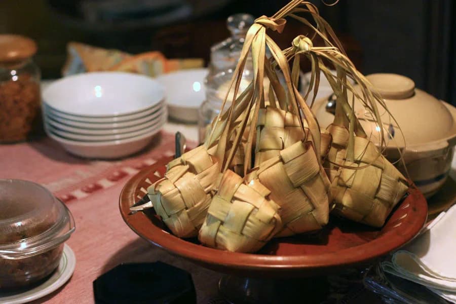 #10 Ketupat — Top 10 Indonesian Rice Dishes in 2026
