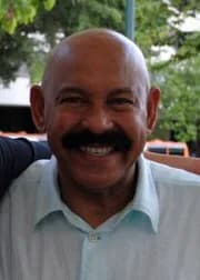 #10 Oscar D'Leon — Top 10 Salsa and Bachata Artists