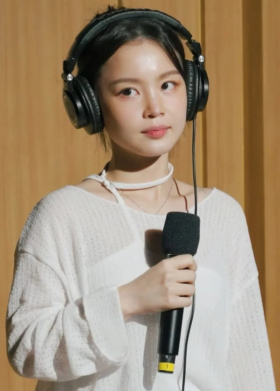 #7 Lee Hi — Top 10 Korean Female Solo Artists 2026