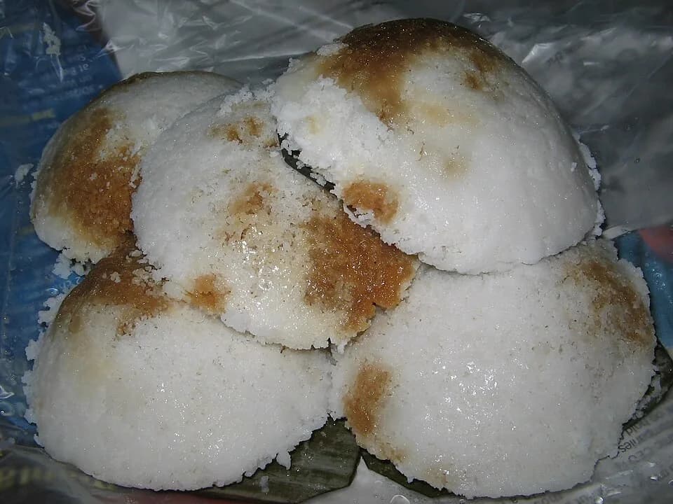 #5 Putu Piring — Top 10 Malaysian Desserts & Kuih in 2026