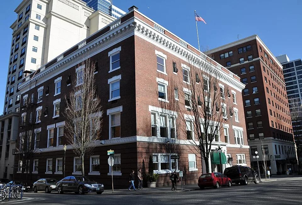 #6 Arlington Club — Top Craft Breweries — Portland — September 2026