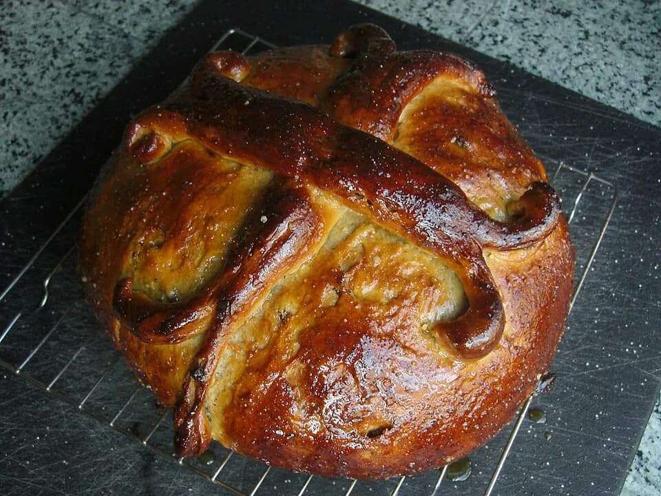 #1 Tsoureki — Greece — Top 10 Easter Foods From Around the World in 2026