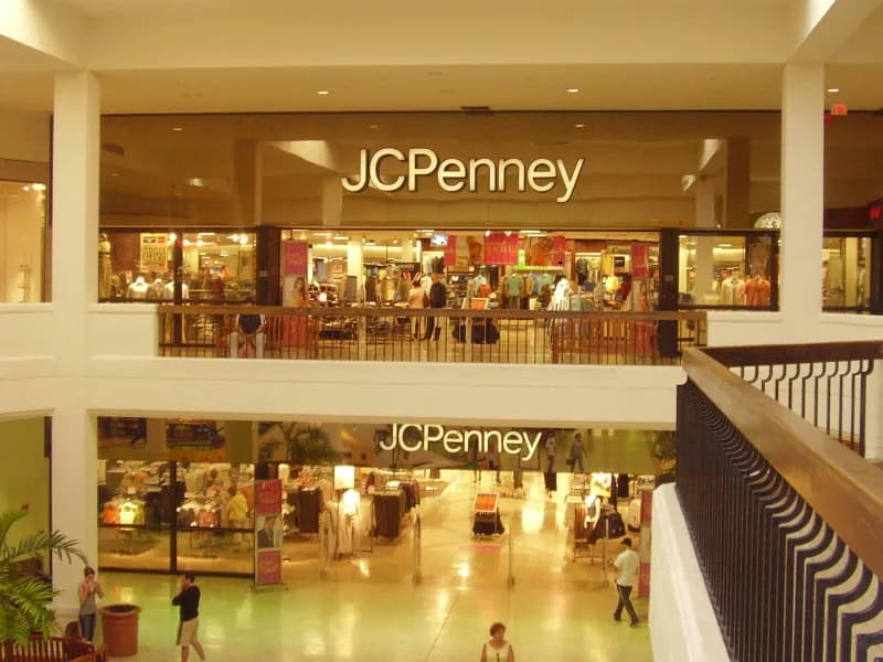 #8 JCPenney — No Sales Strategy — Top 10 Worst Business Pivots