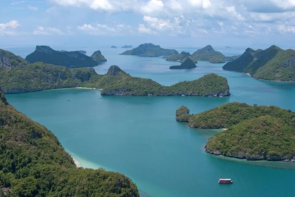#7 Mu Ko Ang Thong National Marine Park — Top 10 National Parks in Thailand in 2026