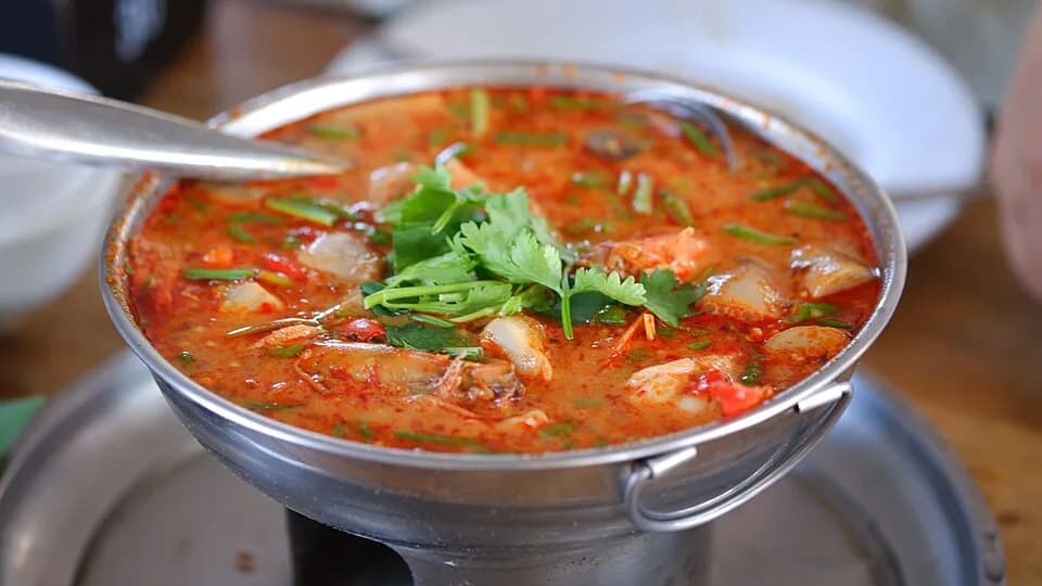 #2 Tom Yum Goong — Top 10 Thai Dishes You Must Try in 2026