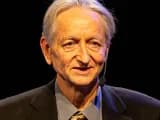 #2 Geoffrey Hinton Warns of Human-Level AI Within Decades — Top 10 Scariest AI Predictions by Experts