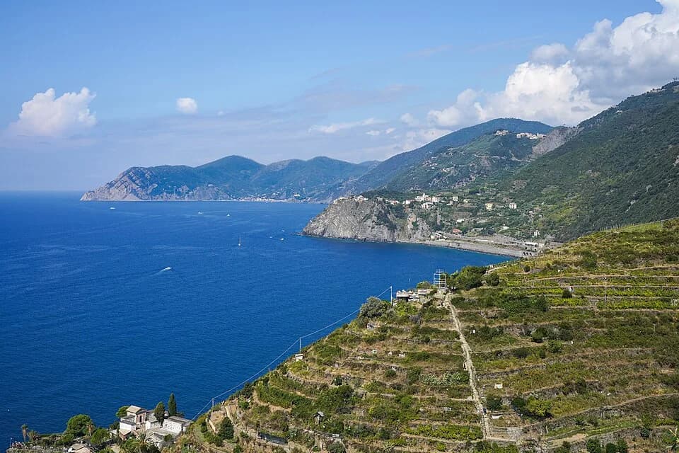 #8 Cinque Terre, Italy — Top 10 Travel Destinations Instagram Ruined