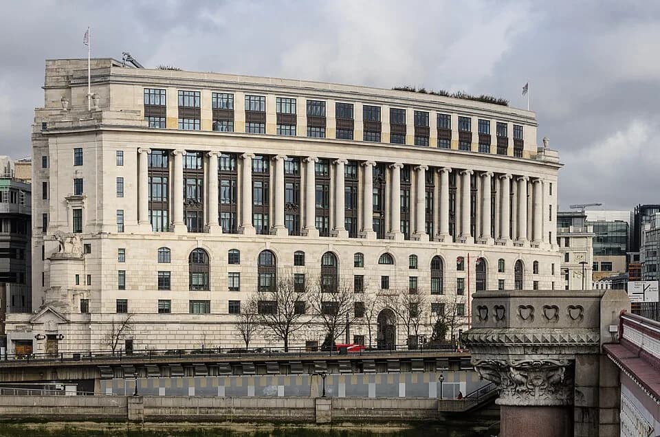 Unilever (ULVR)