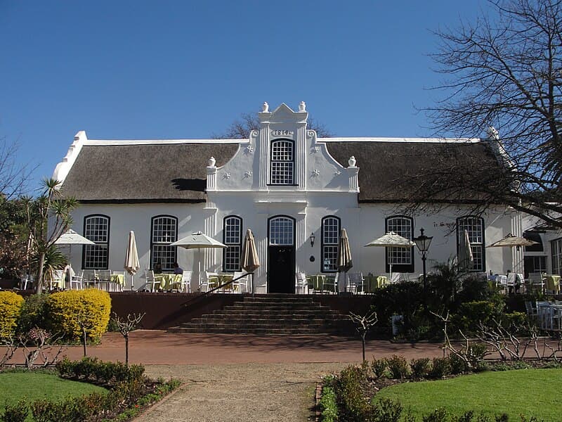 Top 10 Wine Estates in Stellenbosch 2026 — Food & Drink Top 10 List
