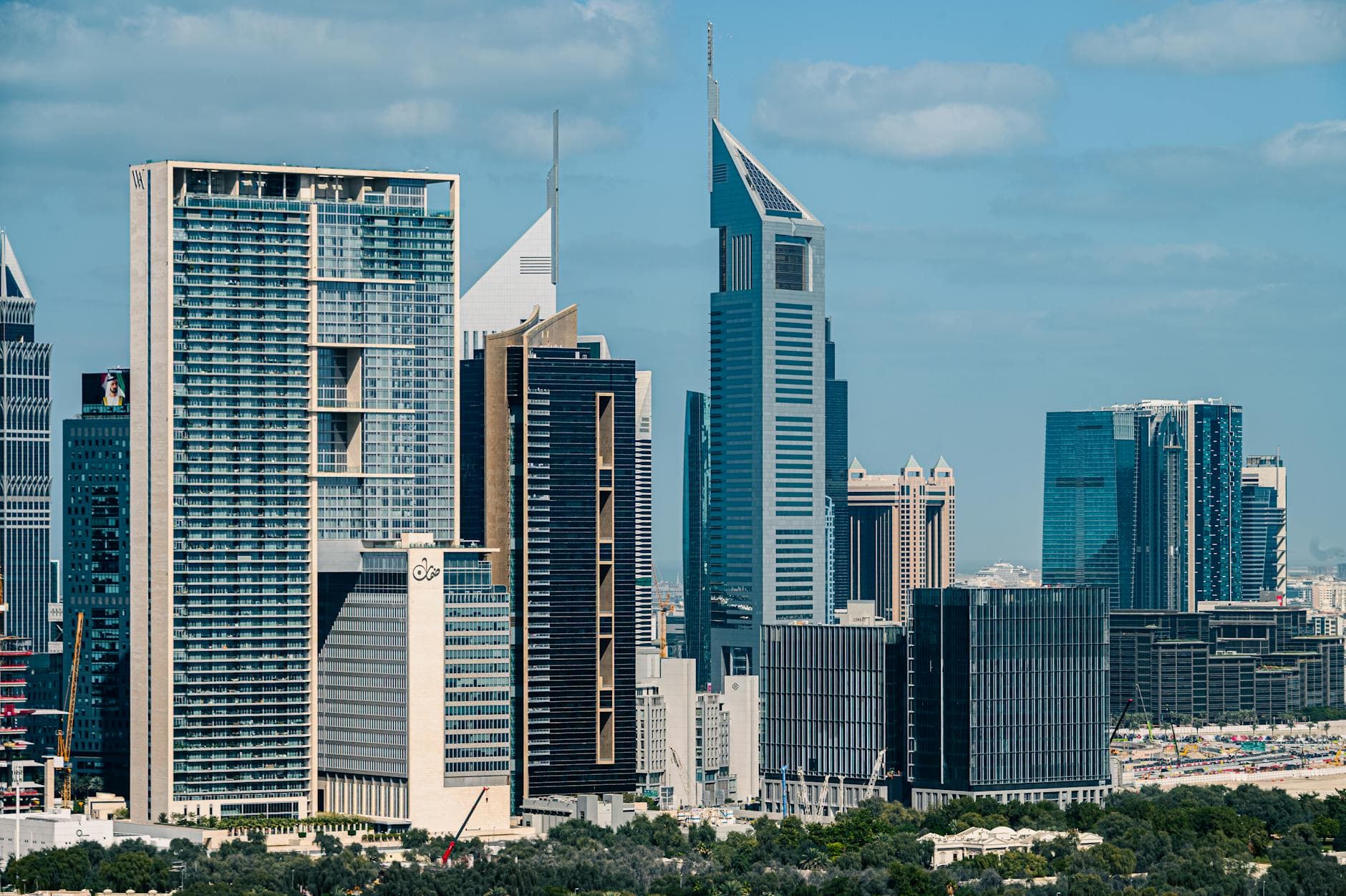 Top 10 Reasons Dubai Became a Global City