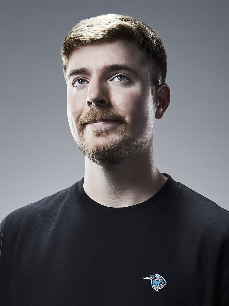 Top 10 Most Followed Tech YouTubers and Creators