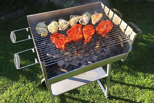 Top 10 Grilling Accessories No Backyard Chef Should Be Without
