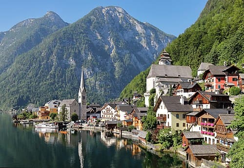 Top 10 Romantic Getaways That Aren't Paris or Venice