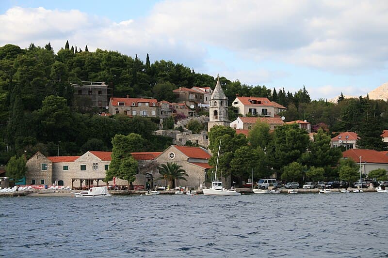 Top 10 Best Honeymoon Destinations 2026 — Travel Top 10 List