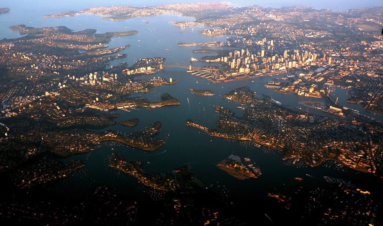 Top 10 Must-Visit Destinations in Australia