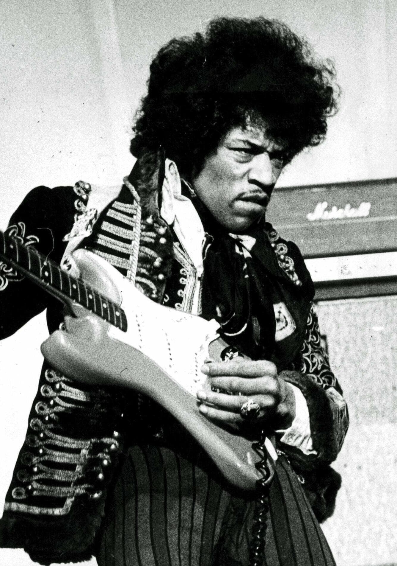 Top 10 Greatest Guitarists of All Time