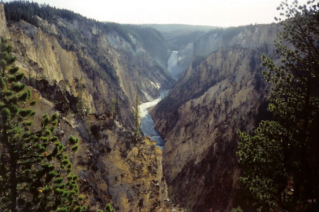 #4 Yellowstone, United States — Top 10 Most Beautiful National Parks