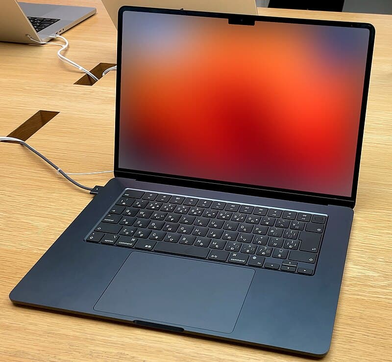 #10 Apple MacBook Air 15" M4 — Top 10 Best Laptops for Developers 2026