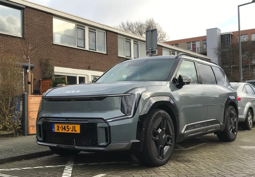 #7 Kia EV9 — Top 10 Best Electric Vehicles 2026