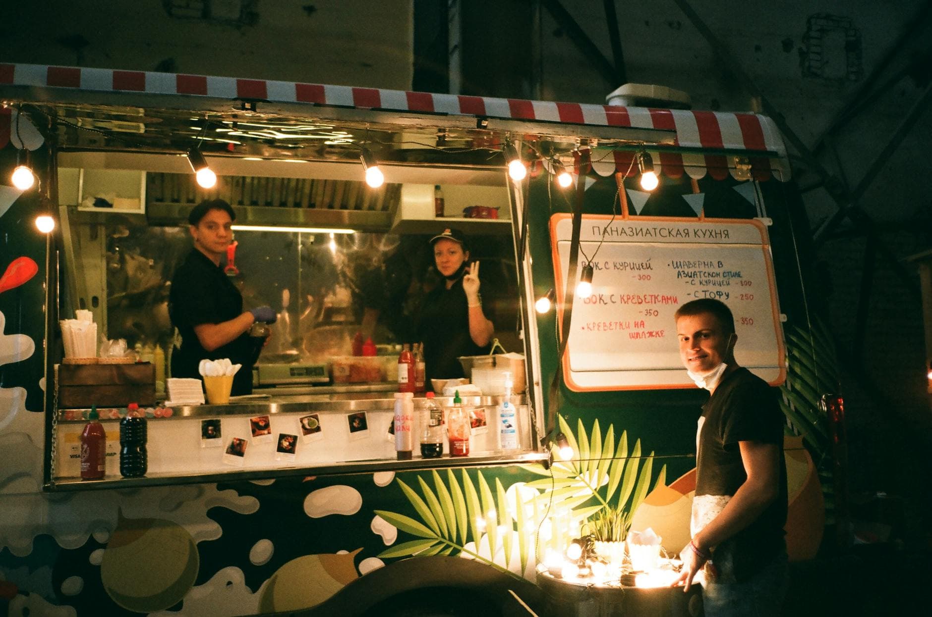 #6 The Lobos Truck (Los Angeles) — Top 10 Best Food Trucks in America