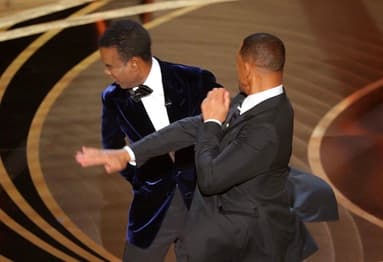 #1 Will Smith Slaps Chris Rock (Oscars 2022) — Top 10 Worst Award Show Moments