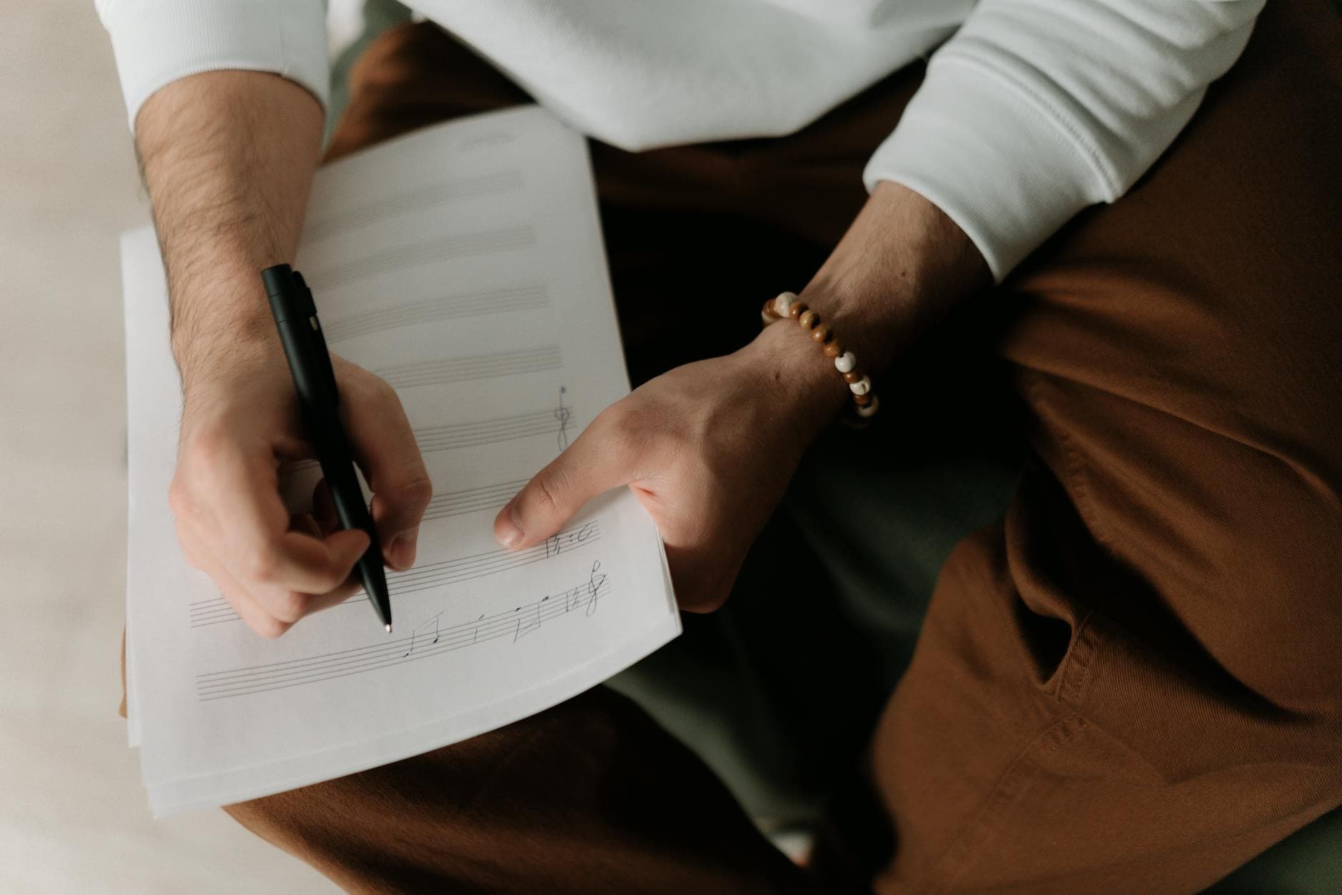 #7 Ghost Songwriting Without Credit — Top 10 Worst Music Industry Practices