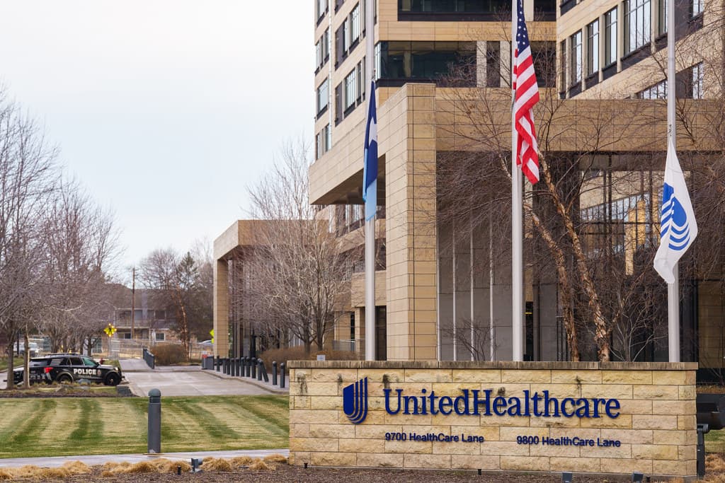 #1 UnitedHealthcare — Top 10 Worst Health Insurance Companies of 2026 (Ranked by Denials & Complaints)