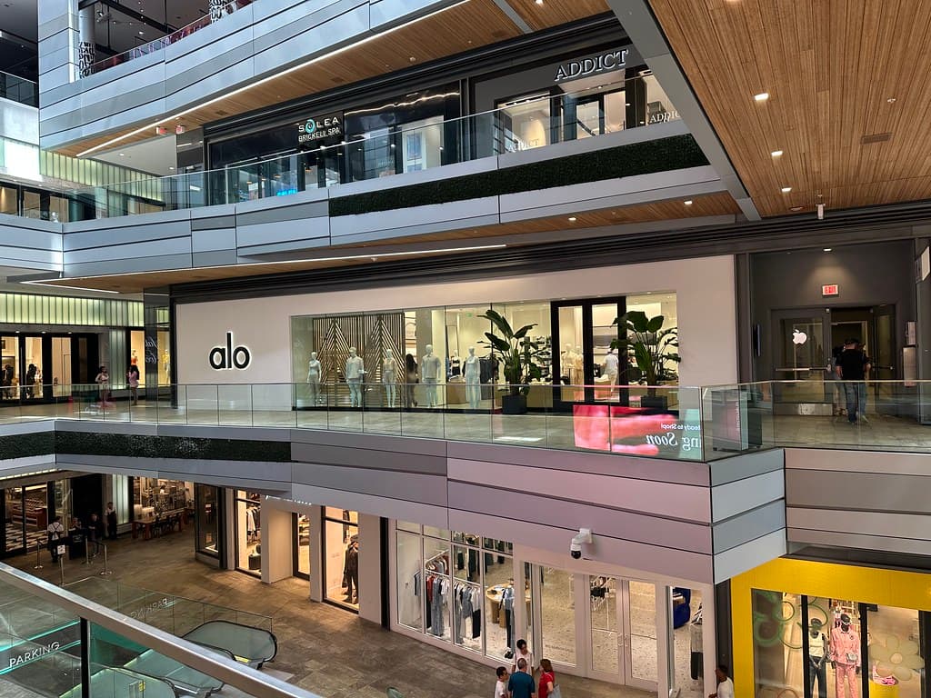 #10 Alo Yoga — Top 10 Most Overhyped Lifestyle Brands