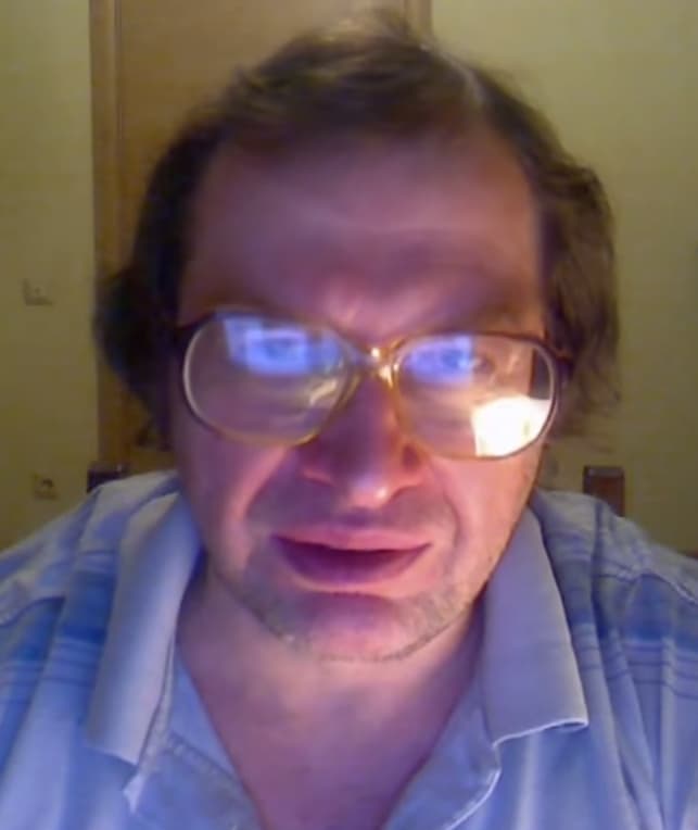 #5 MMM by Sergei Mavrodi — $1 Billion+ — Top 10 Worst Ponzi Schemes in History