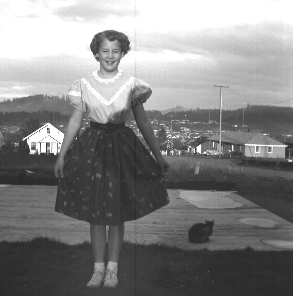 #4 The 1950s — New Look Elegance and Rockabilly Rebellion — Top 10 Best Vintage Fashion Eras