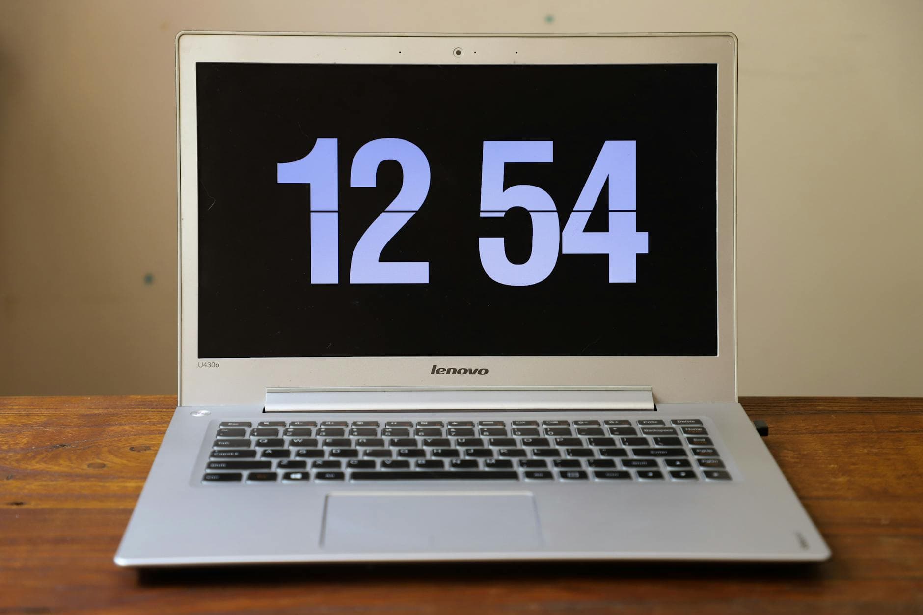 #5 Lenovo ThinkPad X1 Carbon Gen 12 — Top 10 Best Laptops in the UK 2025