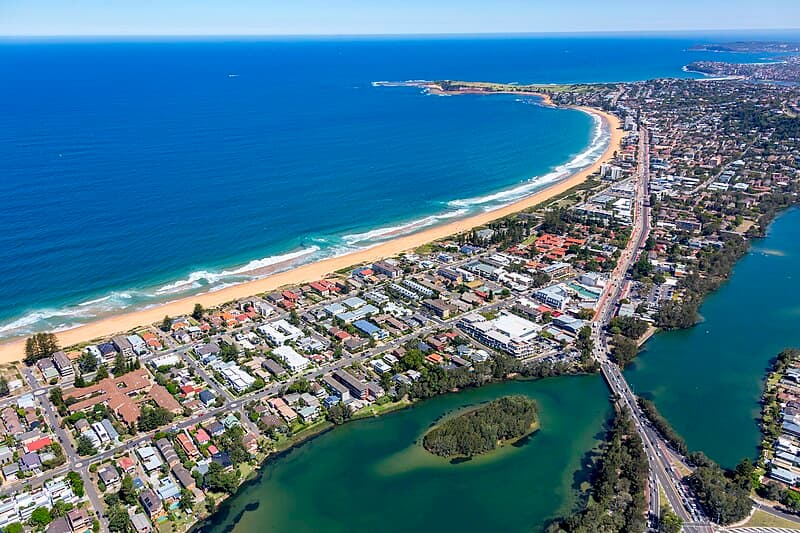 #10 North Narrabeen — Top 10 Surfing Spots in Australia 2026