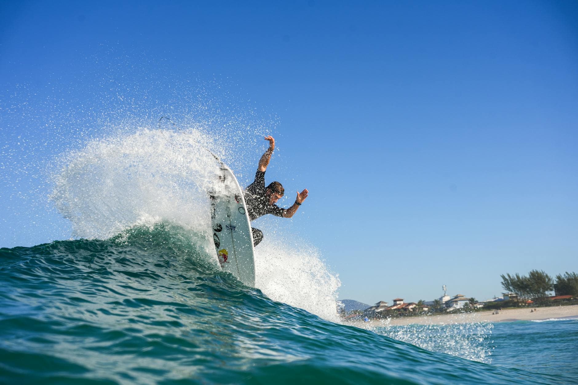 #1 Praia de Itauna in Saquarema — Top 10 World-Class Surfing Spots in Brazil for 2026 (Beginner to Big-Wave)
