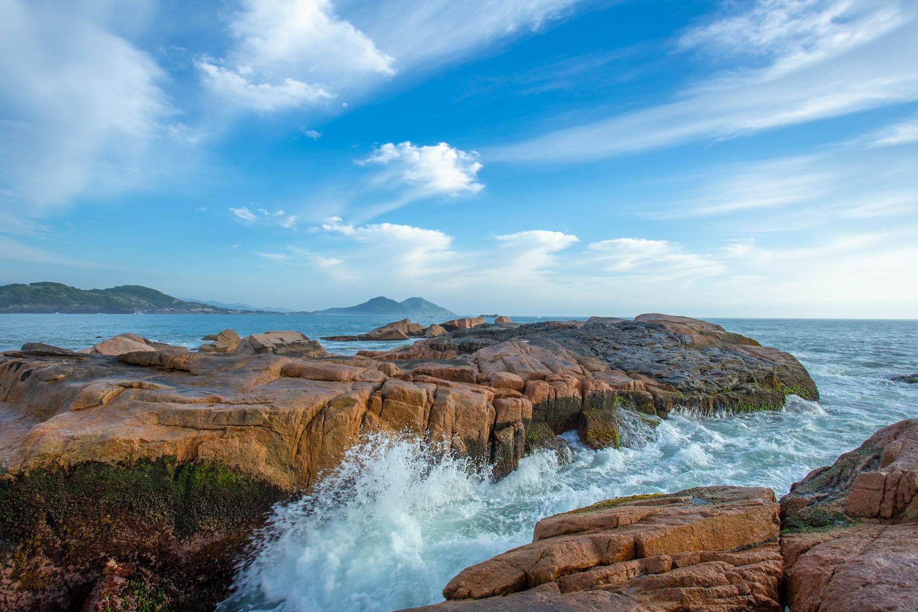 #9 Praia do Silveira in Garopaba — Top 10 World-Class Surfing Spots in Brazil for 2026 (Beginner to Big-Wave)