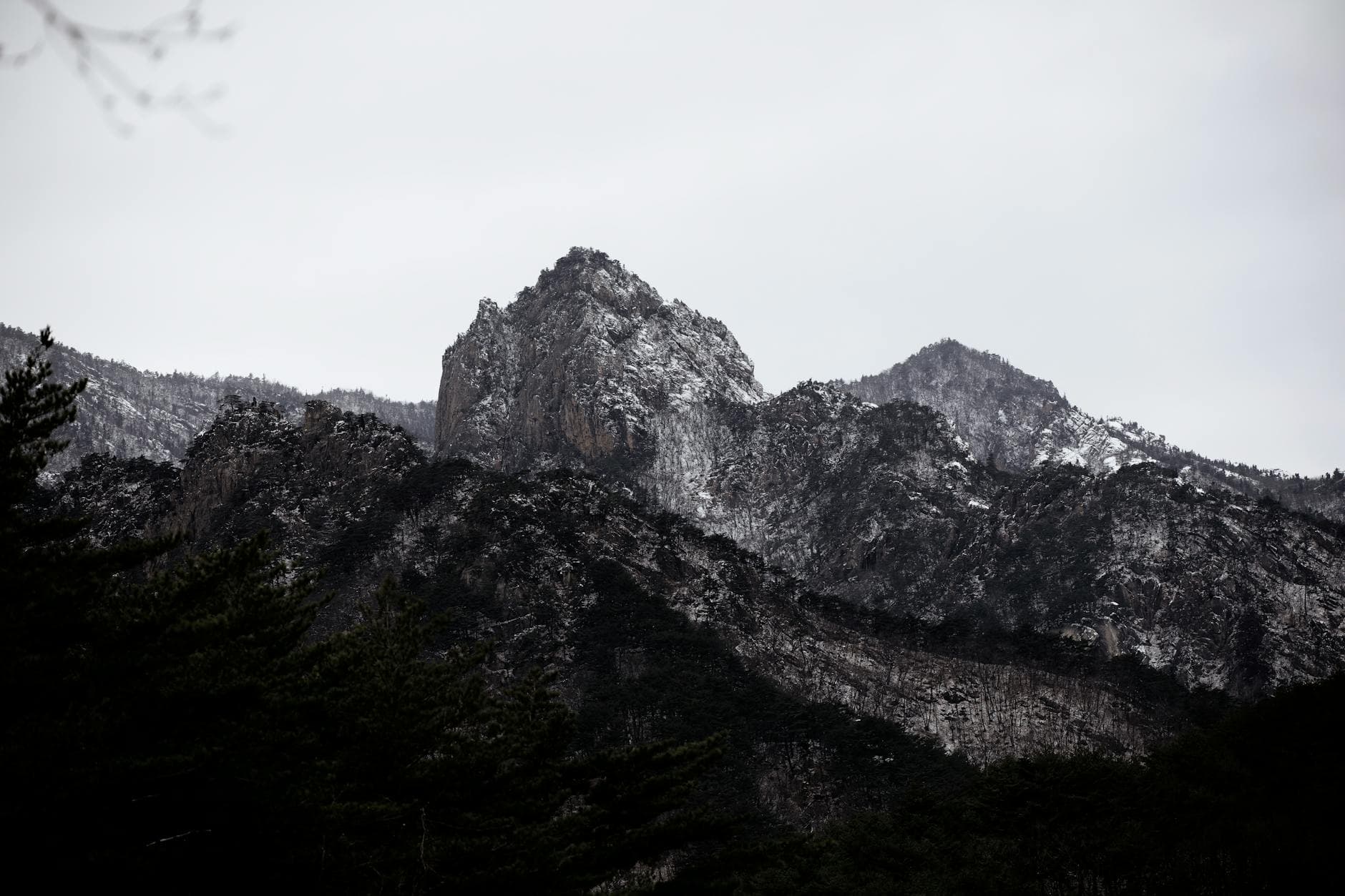 #3 Seoraksan Ulsanbawi Rock Circuit — Top 10 Korean Hiking Trails 2026