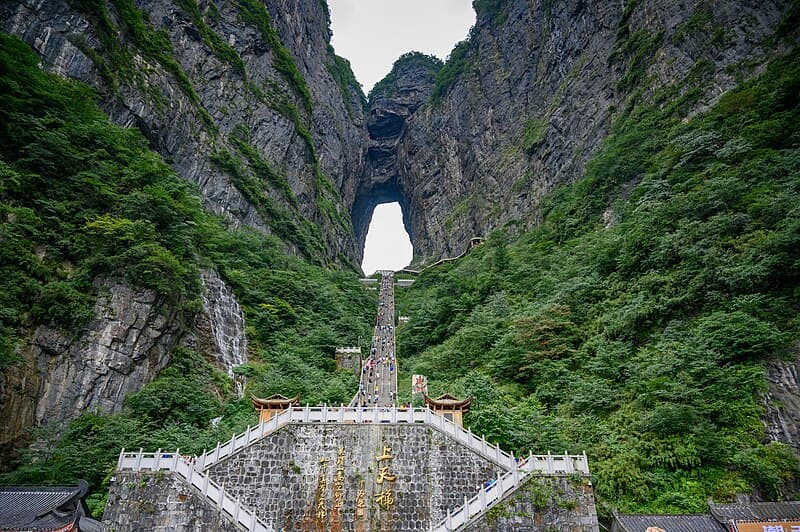 #4 Zhangjiajie Tianmen Mountain — Top 10 Chinese Mountains