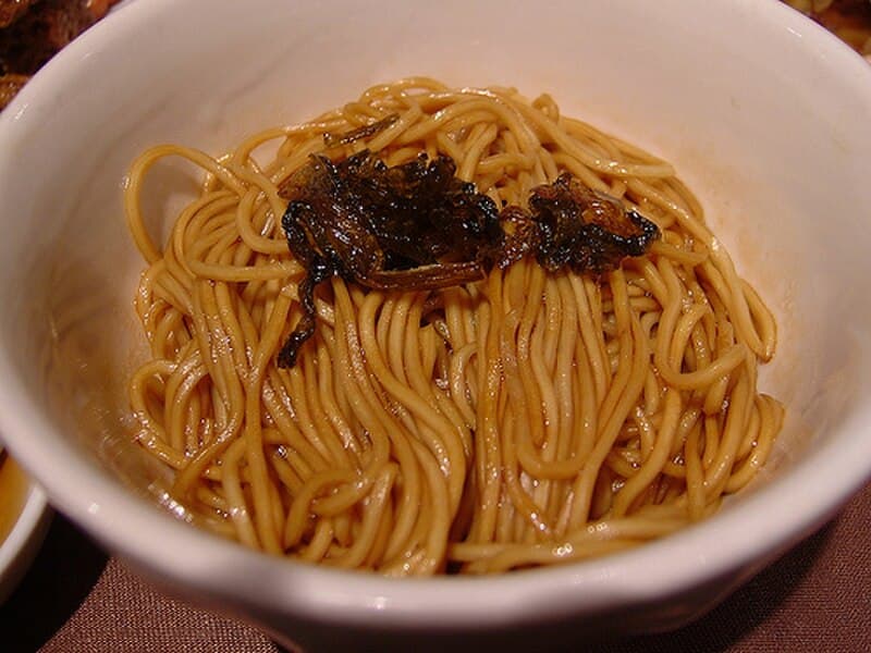 #7 Shanghai Scallion Oil Noodles — Top 10 Chinese Noodle Dishes